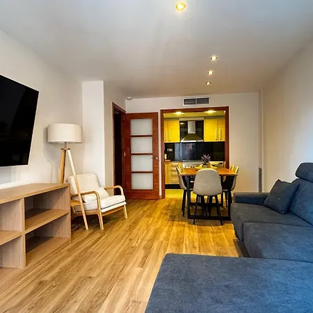Kuala - Modern With Pool & Parking Lloret de Mar