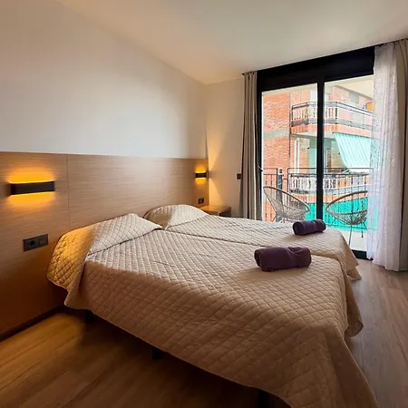 Kuala - Modern With Pool & Parking Apartment *